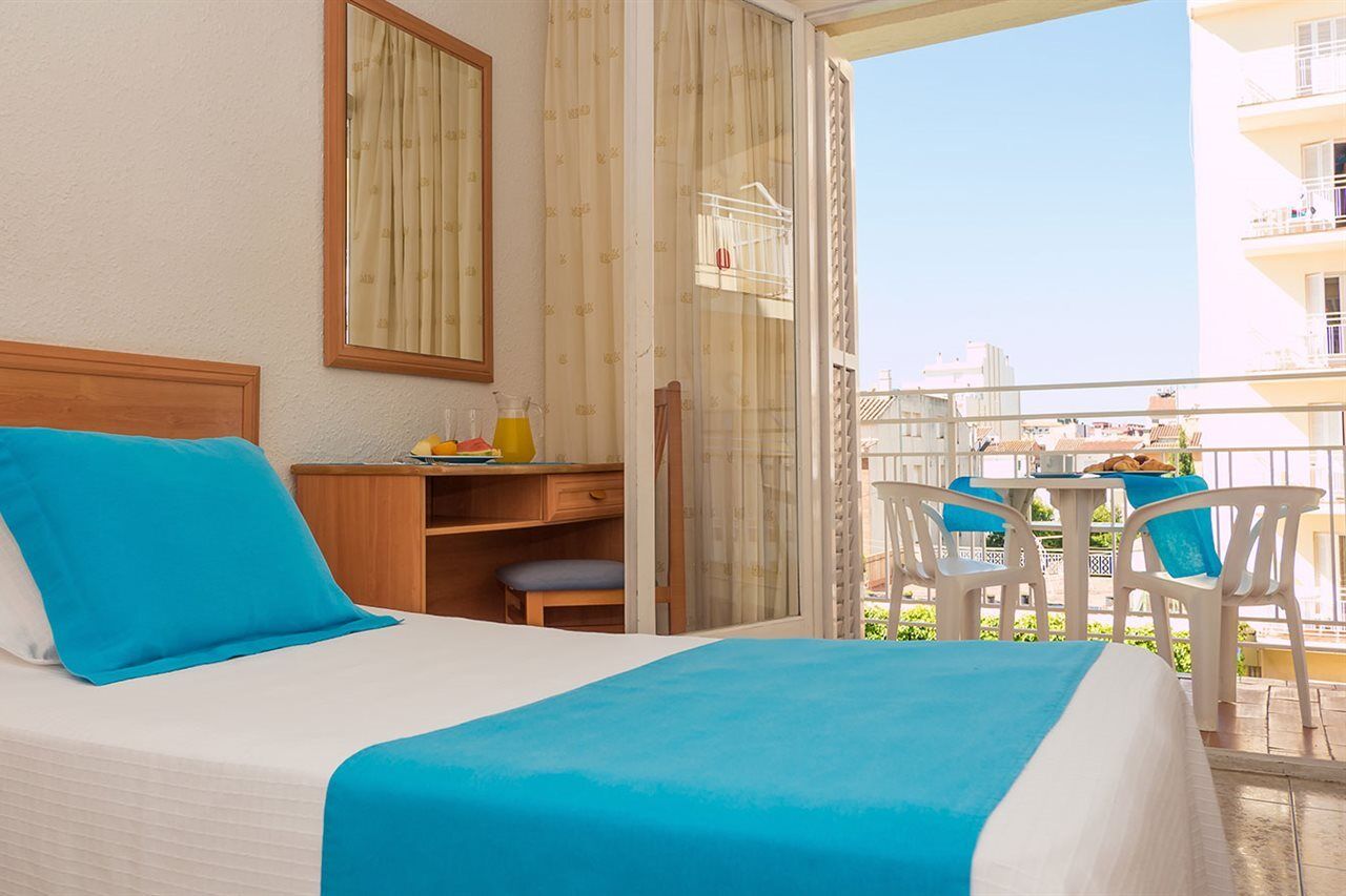Hotel Checkin Pineda Pineda de Mar Zewnętrze zdjęcie